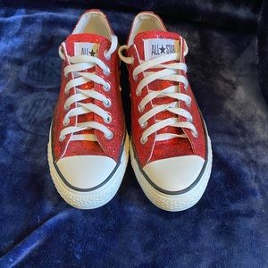 Converse all star low ruby red glitter sneaker mens 6 womens 8